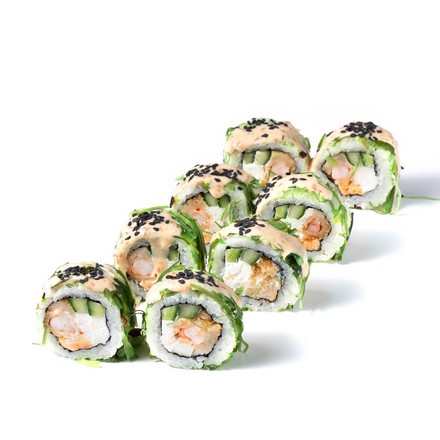 Ролл с креветками и омлетом в чуке